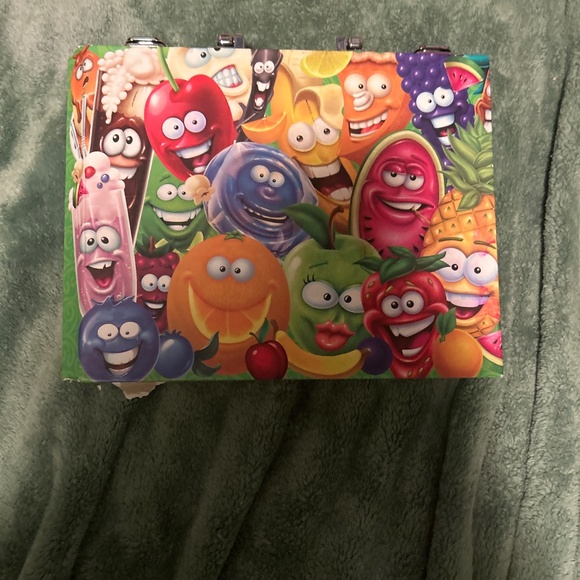 Crayola Silly scents mini art case box create (Choose green or purple) (Empty) - Picture 1 of 12